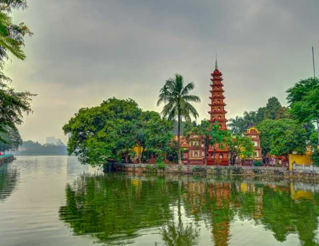 book holiday packages to Vietnam