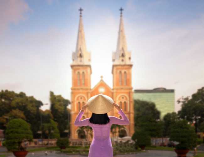 holiday package to Vietnam